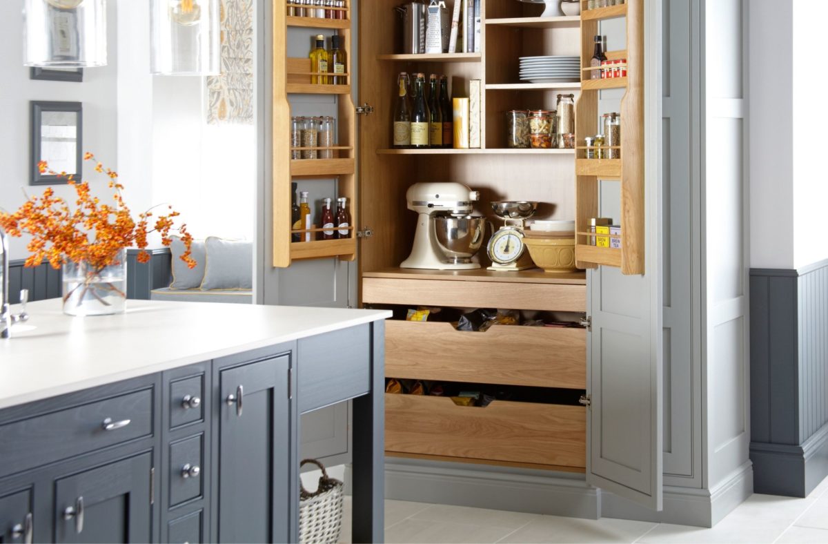 In-Frame Kitchen with Large Pantry